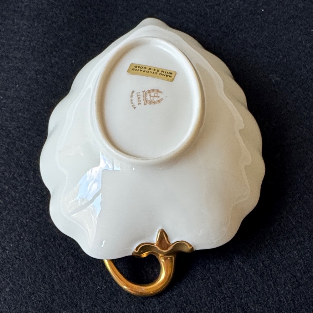 Vintage LENOX Elegant Gold and Cream Leaf-Shaped Dish Hand Decorated w/24K Gold - Picture 8 of 11